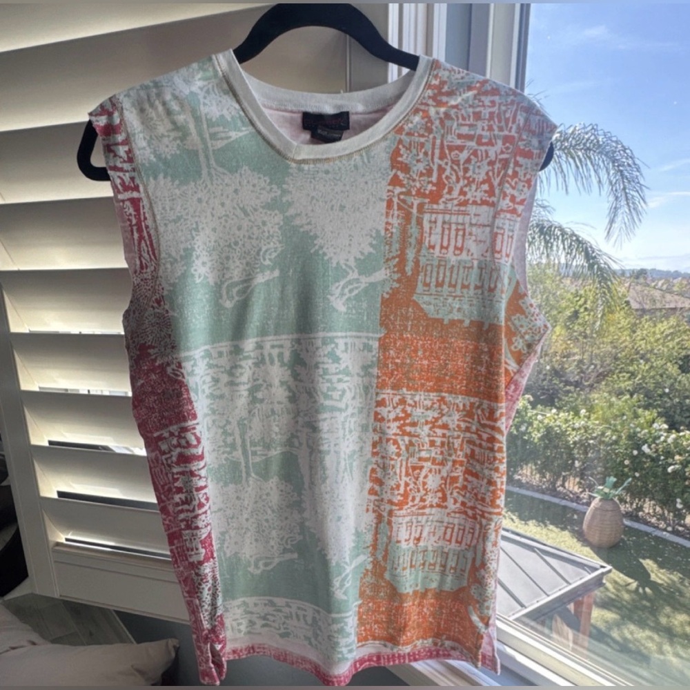 Cusco Barcelona White and Orange Graphic T-Shirt
